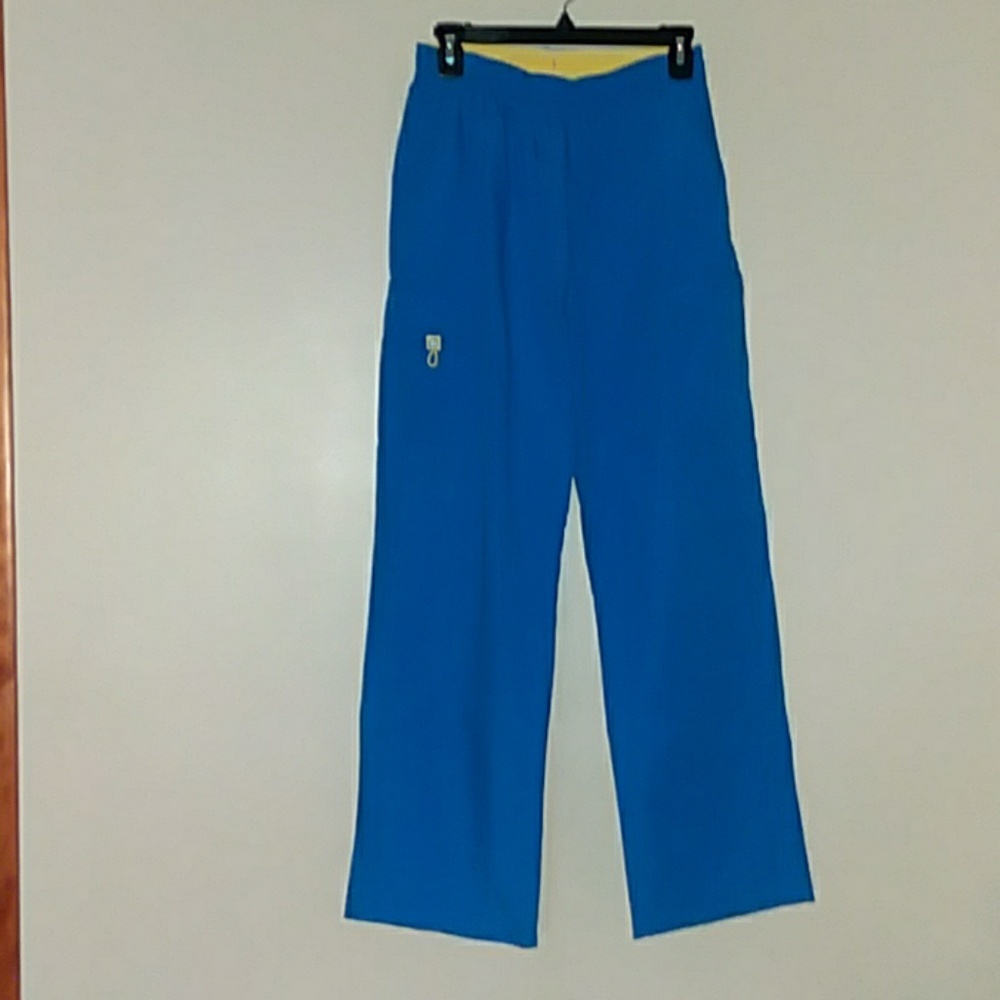 Spread Good Cheer Women's Scrubs Size S